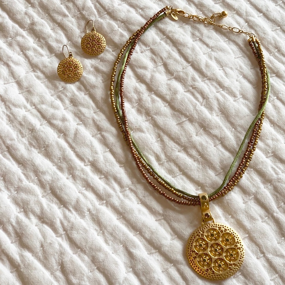 Lia Sophia Necklace+Earrings - Gold Medallion
